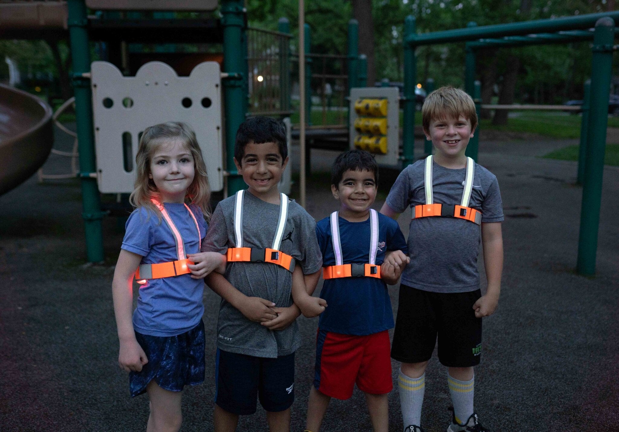 Noxgear Tracer Junior – Illuminated & Reflective Vest | MunroKennels.com