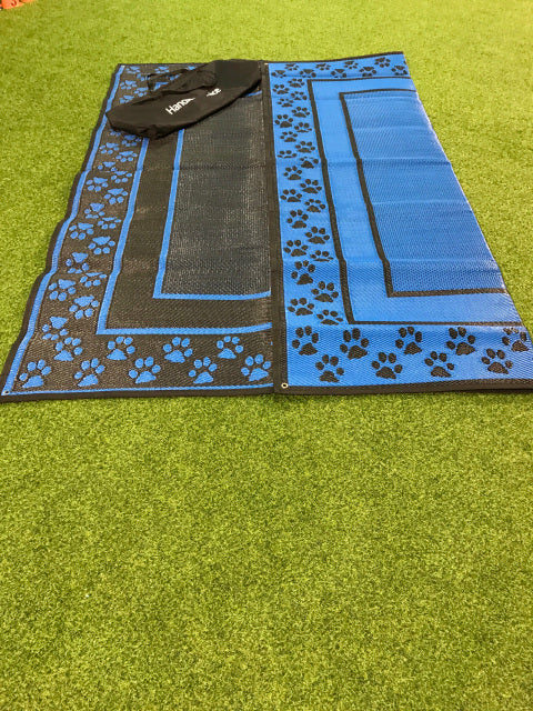 Munro Kennels Outdoor Rugged Carpet / Grass Mat - 9' x 9' MK-30137